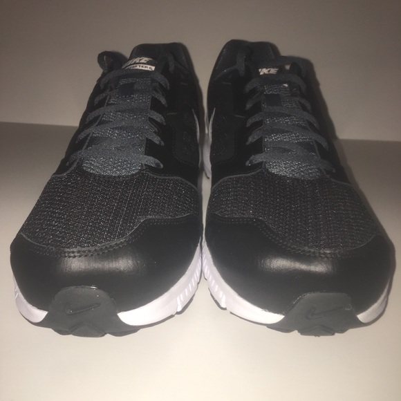 🚫🚫SOLD🚫🚫NIKE DOWNSHIFTER 6 4E - Picture 3 of 5